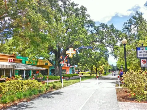 9 Haig Place Dunedin FL 34698