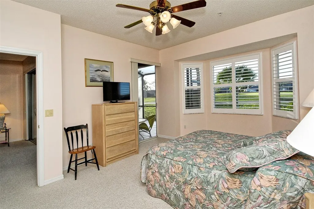5124 Mahogany Run Avenue Sarasota FL 34241