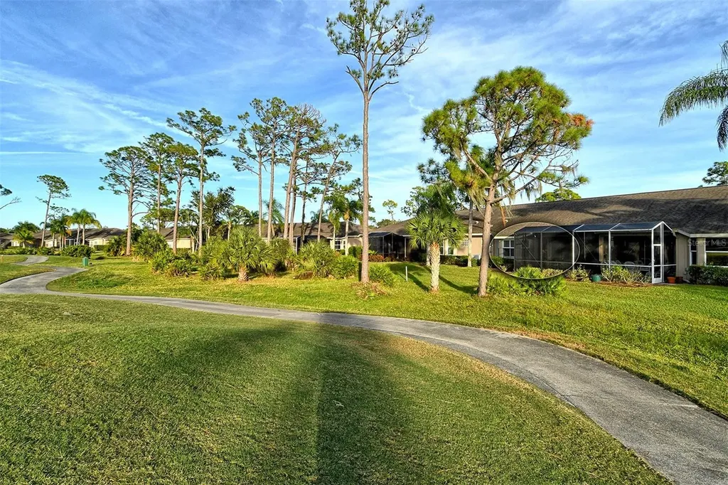 5124 Mahogany Run Avenue Sarasota FL 34241