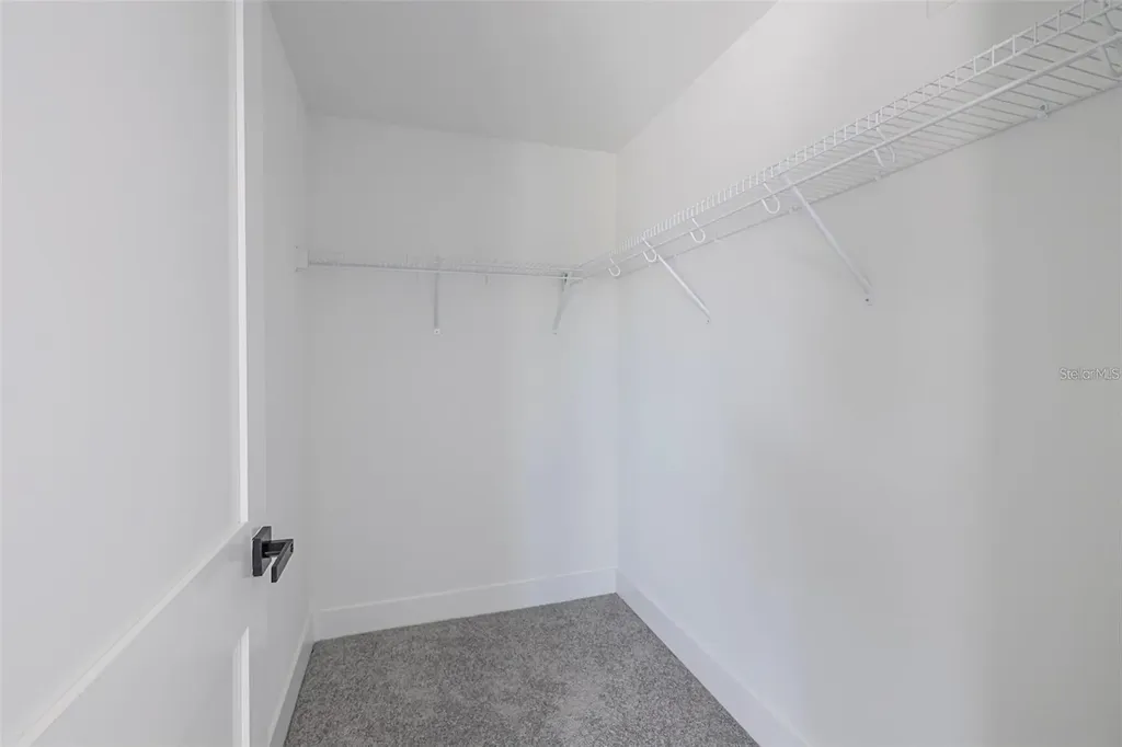2057 Barroso Davenport FL 33837