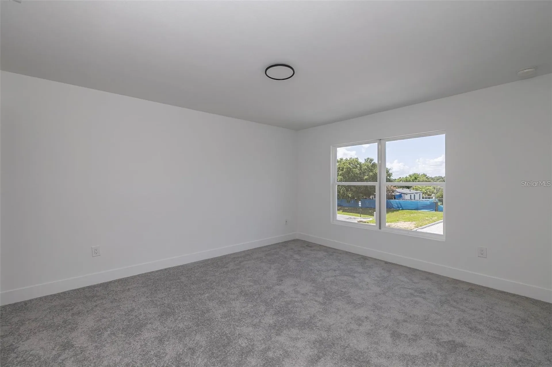2057 Barroso Davenport FL 33837