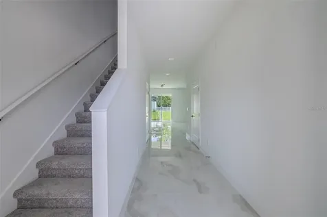 2057 Barroso Davenport FL 33837