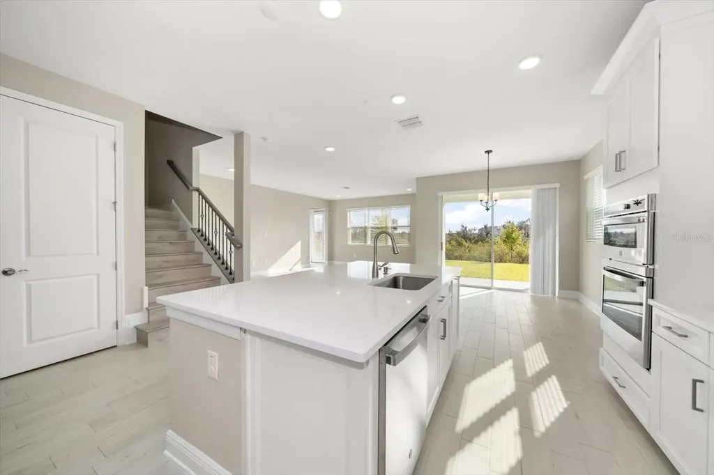 5707 Maydale Avenue Wesley Chapel FL 33545