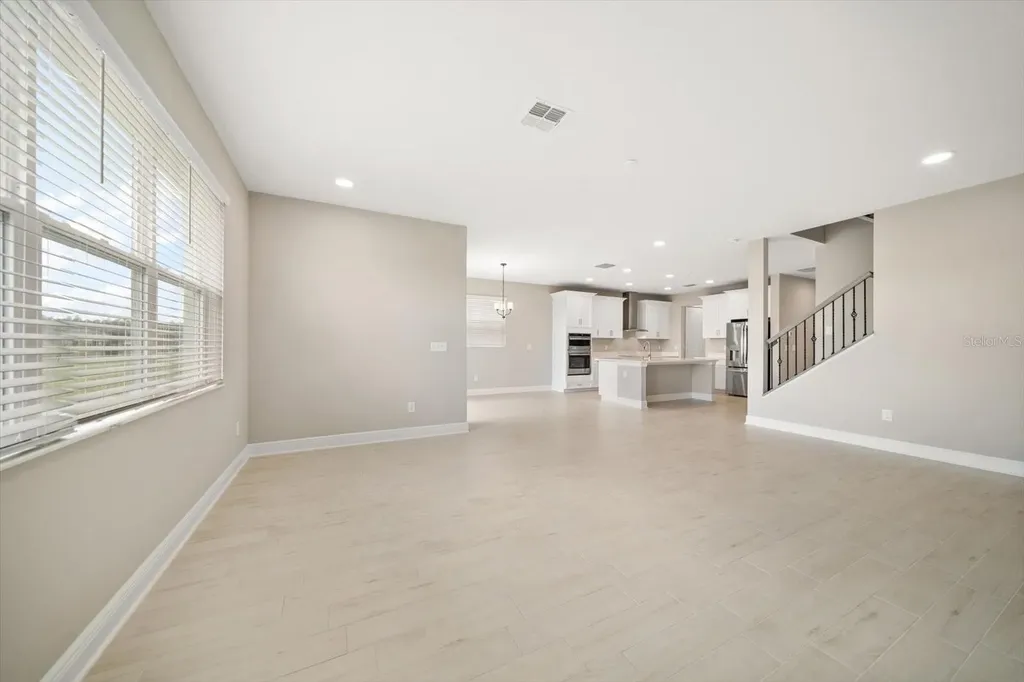 5707 Maydale Avenue Wesley Chapel FL 33545