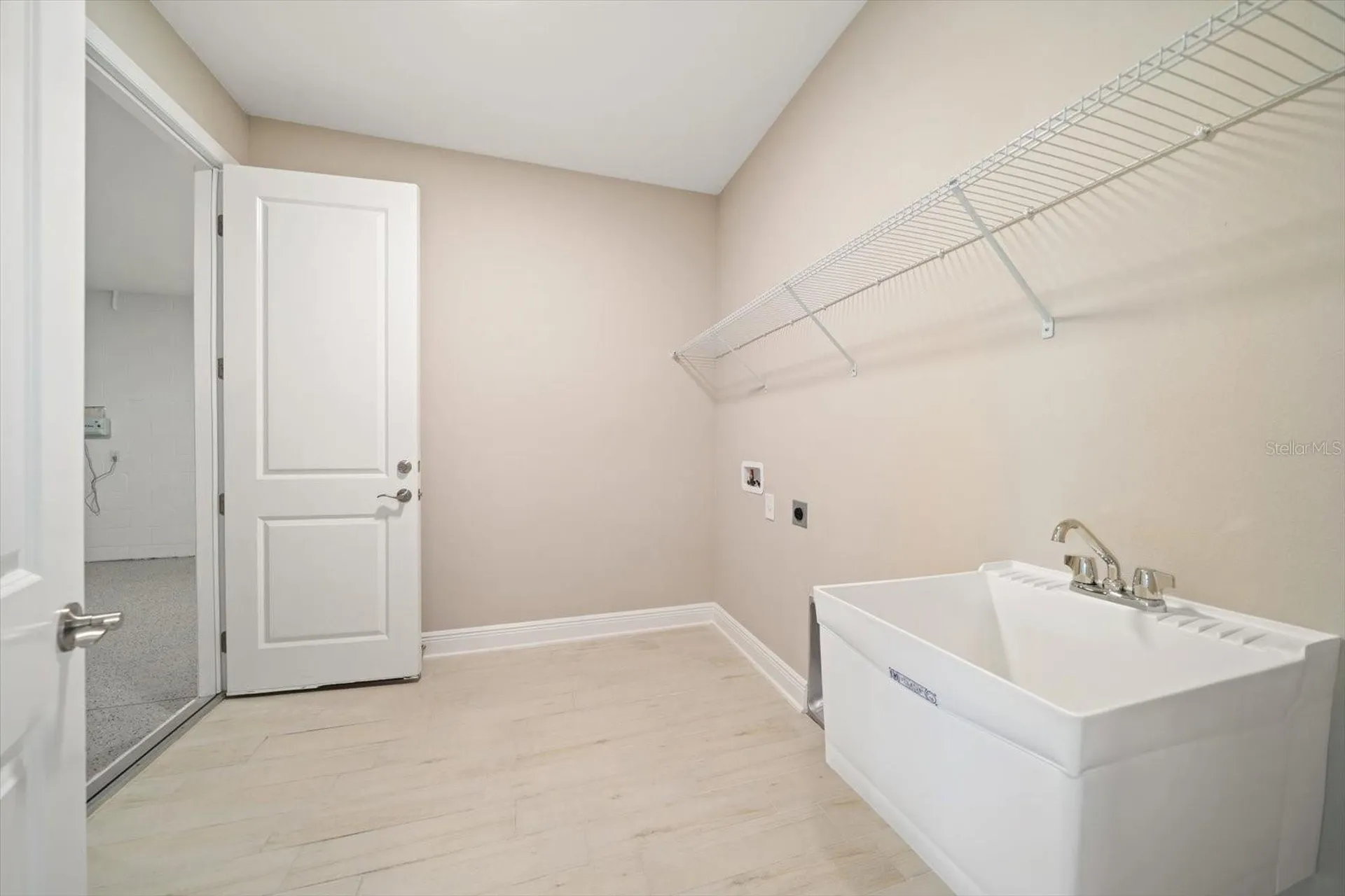 5707 Maydale Avenue Wesley Chapel FL 33545