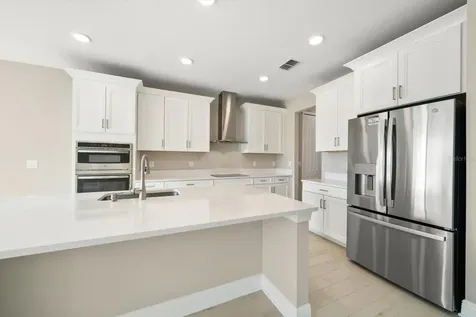 5707 Maydale Avenue Wesley Chapel FL 33545