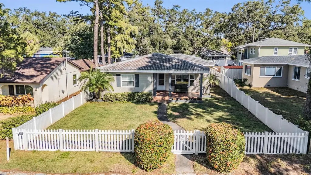 5019 1st Avenue N St Petersburg FL 33710