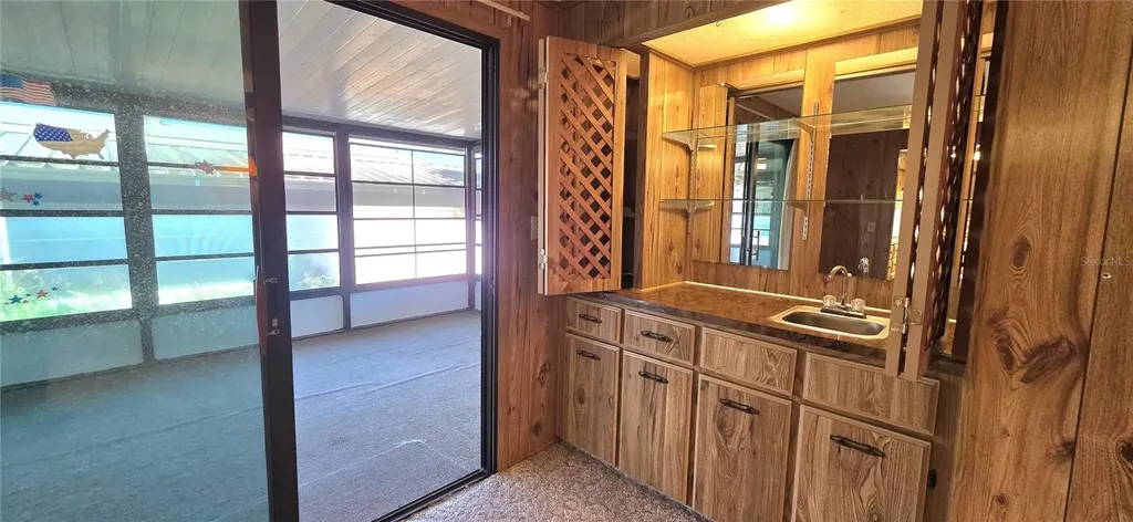 5650 Benton Street Zephyrhills FL 33542