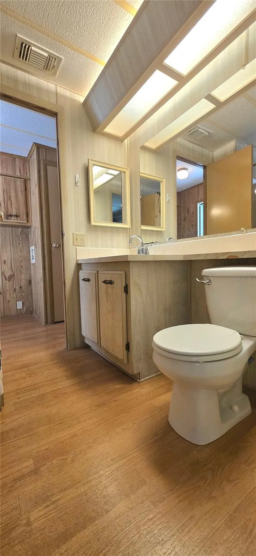 5650 Benton Street Zephyrhills FL 33542