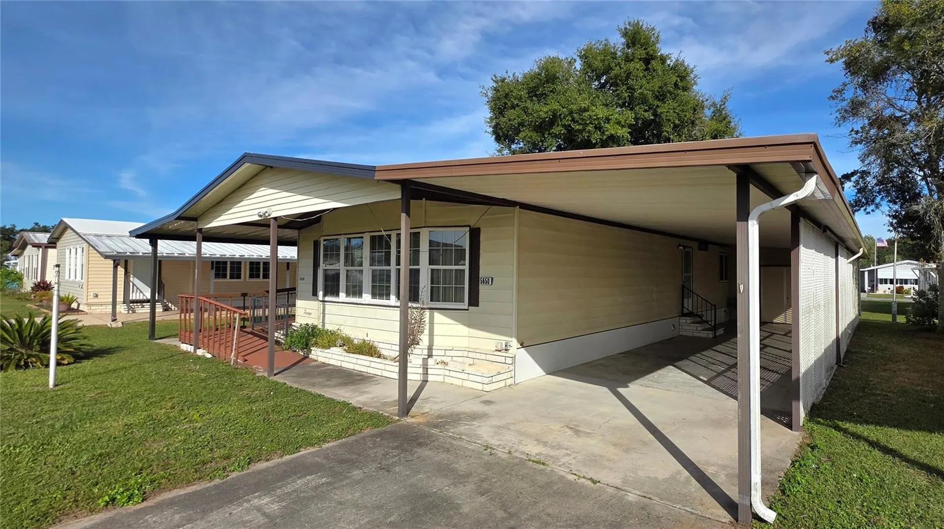 5650 Benton Street Zephyrhills FL 33542