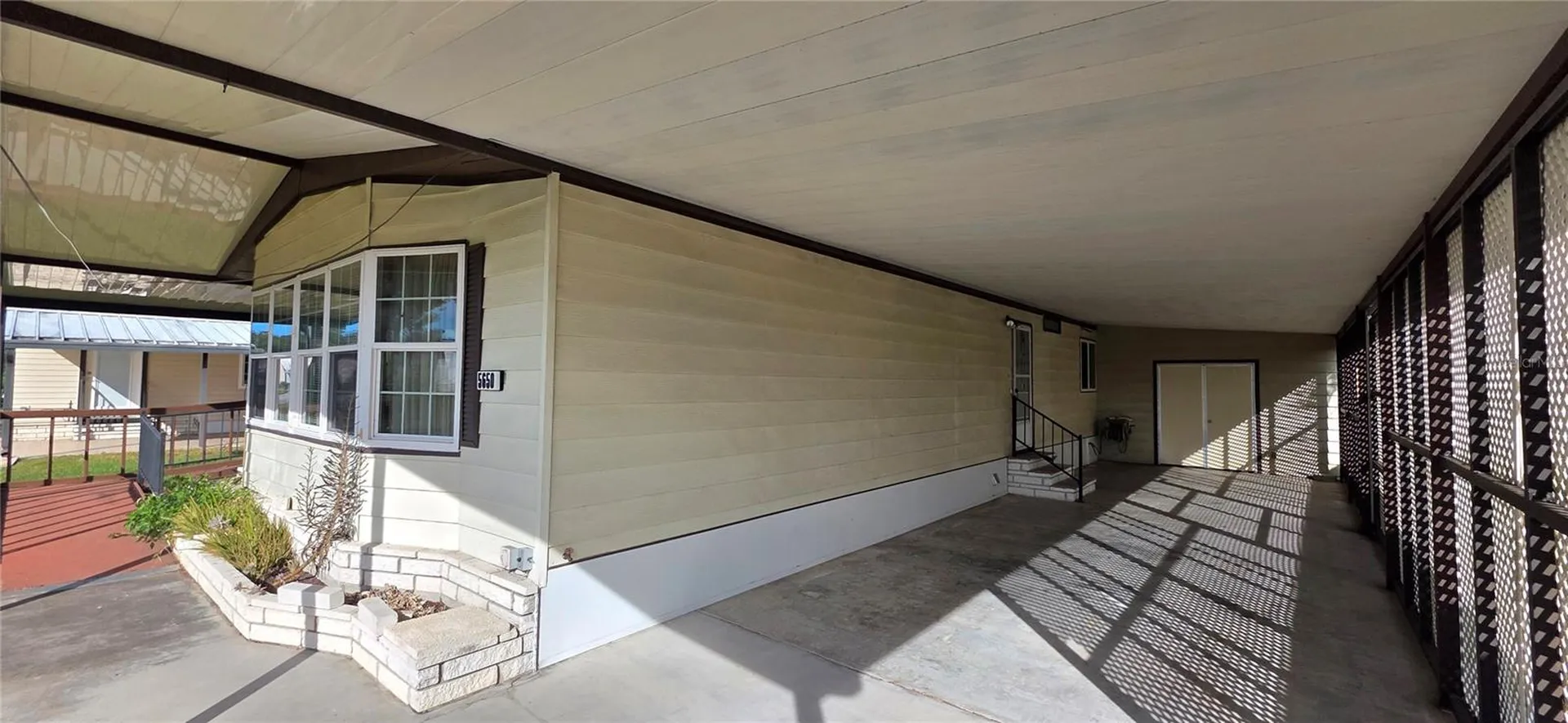 5650 Benton Street Zephyrhills FL 33542