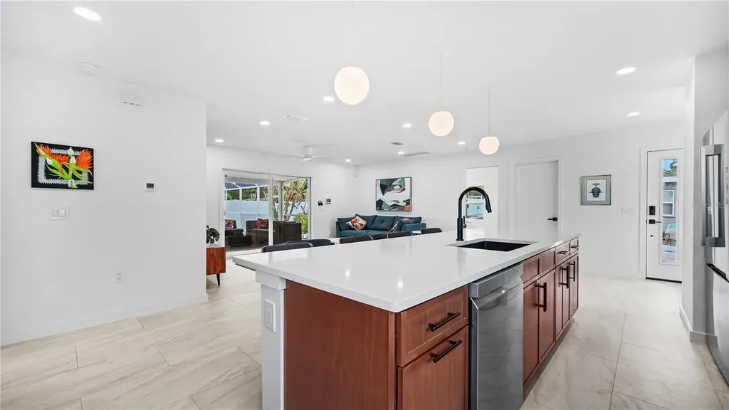 160 Harrison Drive Sarasota FL 34236