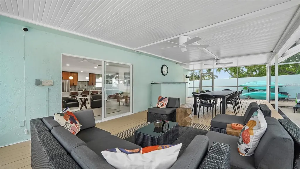 160 Harrison Drive Sarasota FL 34236