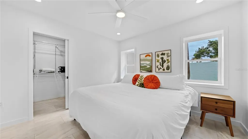 160 Harrison Drive Sarasota FL 34236