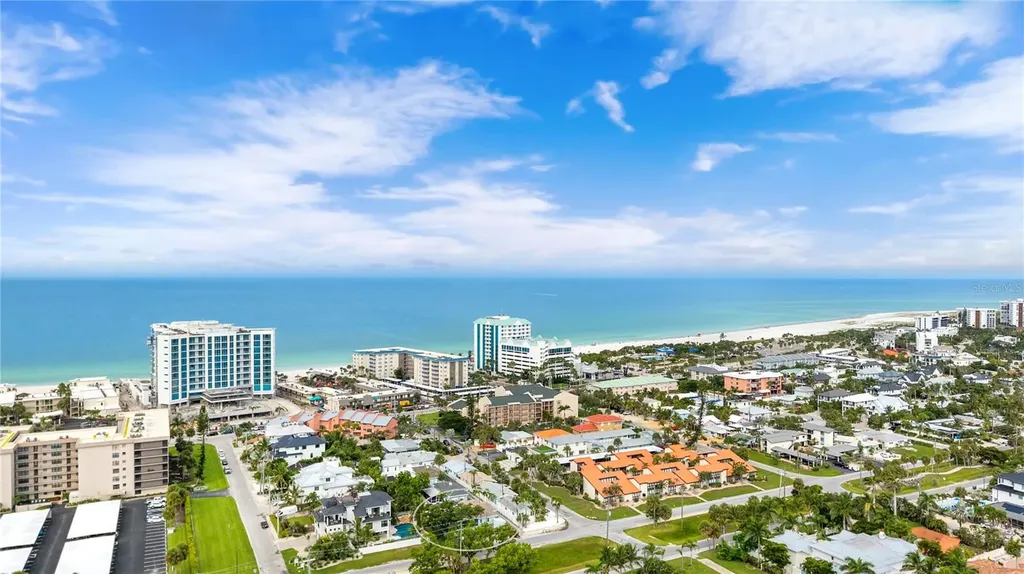 160 Harrison Drive Sarasota FL 34236