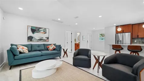 160 Harrison Drive Sarasota FL 34236