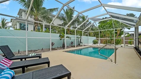160 Harrison Drive Sarasota FL 34236