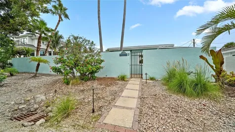160 Harrison Drive Sarasota FL 34236