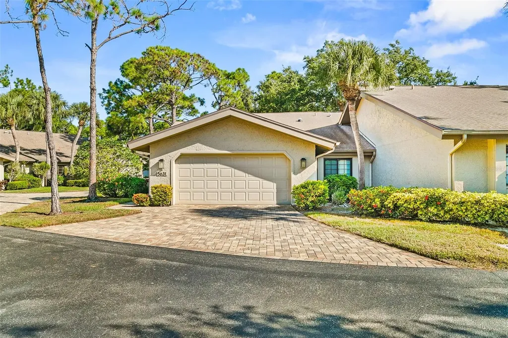 5631 Pipers Waite Sarasota FL 34235