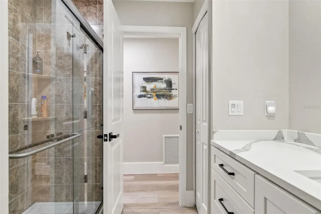 5631 Pipers Waite Sarasota FL 34235