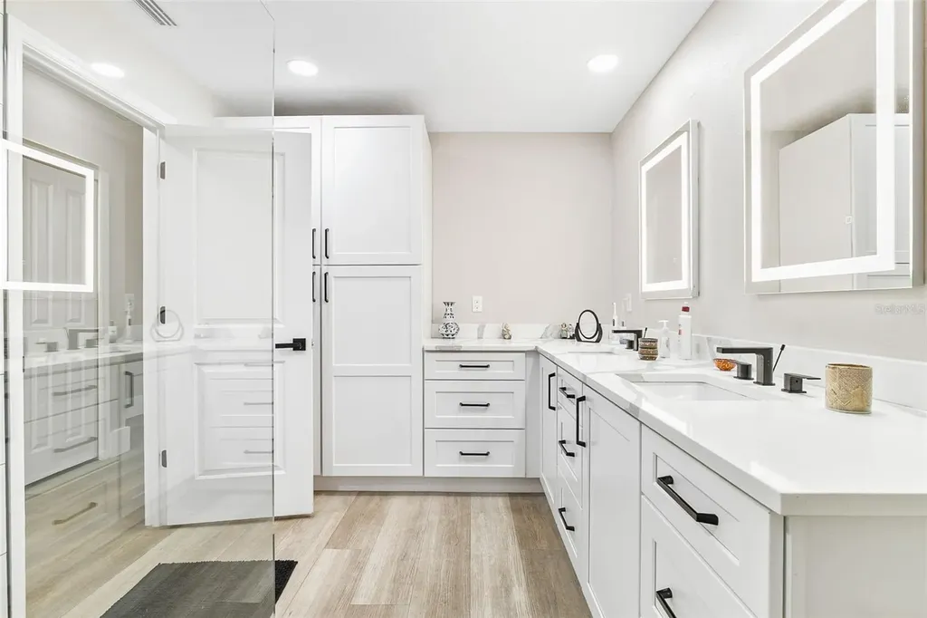 5631 Pipers Waite Sarasota FL 34235