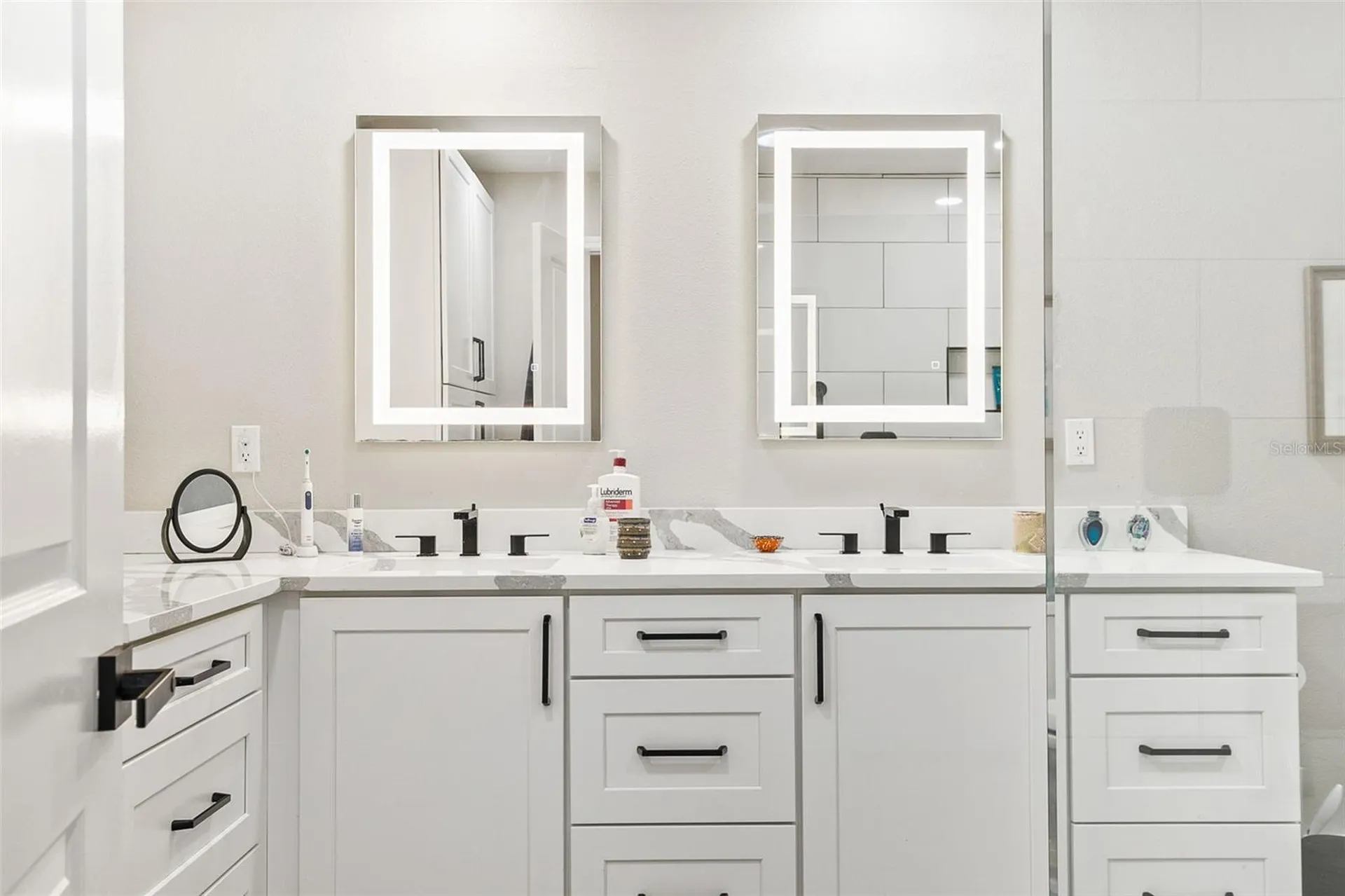 5631 Pipers Waite Sarasota FL 34235