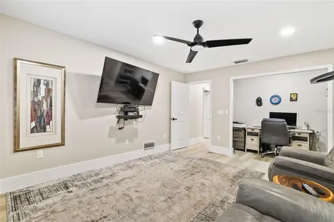 5631 Pipers Waite Sarasota FL 34235