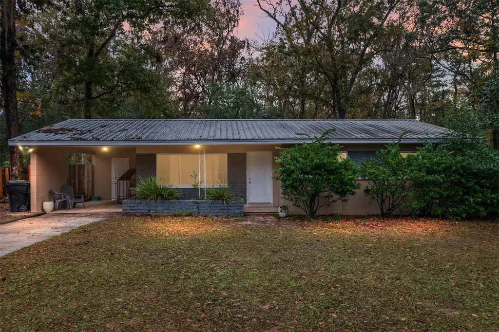 305 NW 34th Street Gainesville FL 32607