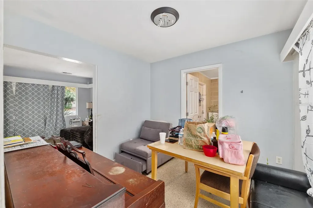 305 NW 34th Street Gainesville FL 32607