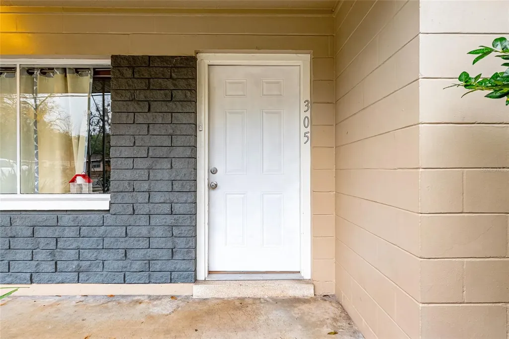 305 NW 34th Street Gainesville FL 32607
