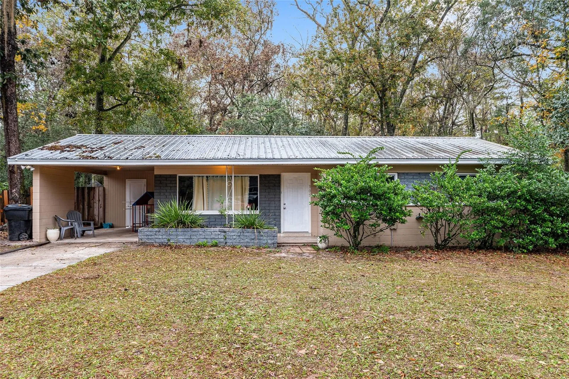 305 NW 34th Street Gainesville FL 32607