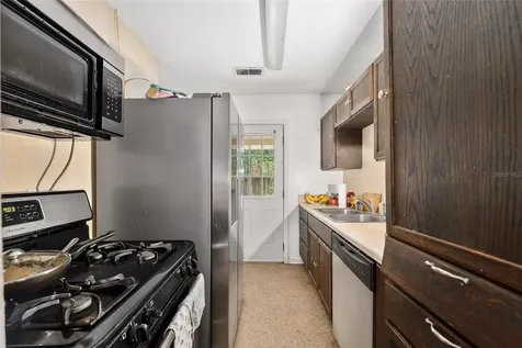 305 NW 34th Street Gainesville FL 32607