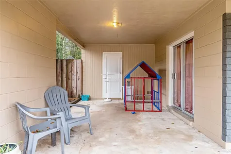 305 NW 34th Street Gainesville FL 32607