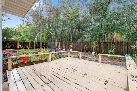 305 NW 34th Street Gainesville FL 32607