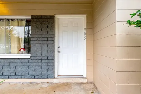 305 NW 34th Street Gainesville FL 32607