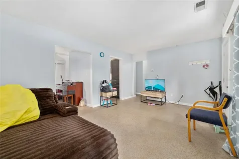305 NW 34th Street Gainesville FL 32607