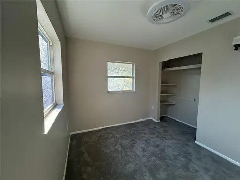 5276 101st Avenue N Pinellas Park FL 33782