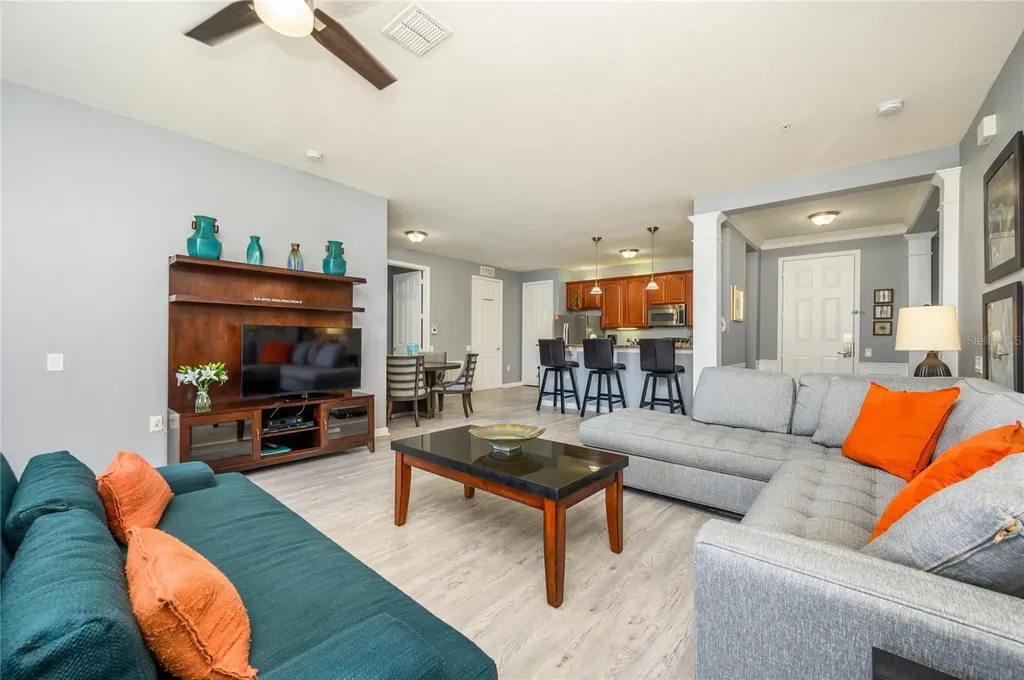 5012 Shoreway Loop Orlando FL 32819