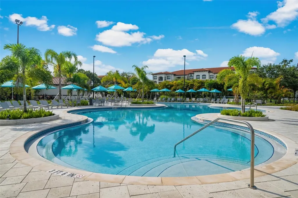 5012 Shoreway Loop Orlando FL 32819