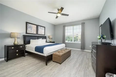 5012 Shoreway Loop Orlando FL 32819