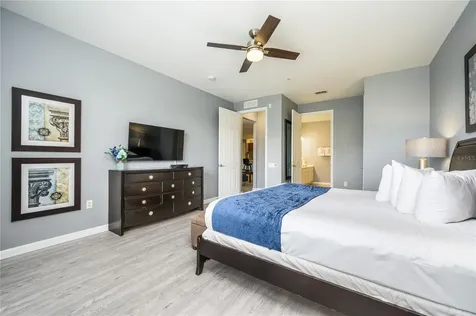 5012 Shoreway Loop Orlando FL 32819