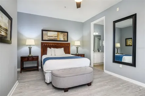 5012 Shoreway Loop Orlando FL 32819