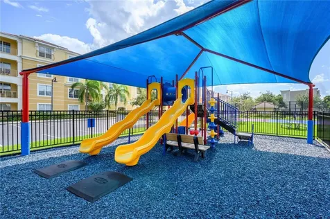 5012 Shoreway Loop Orlando FL 32819
