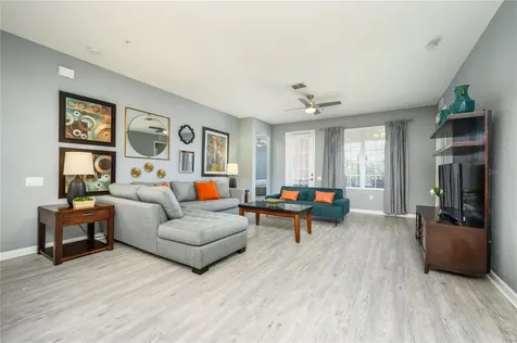 5012 Shoreway Loop Orlando FL 32819