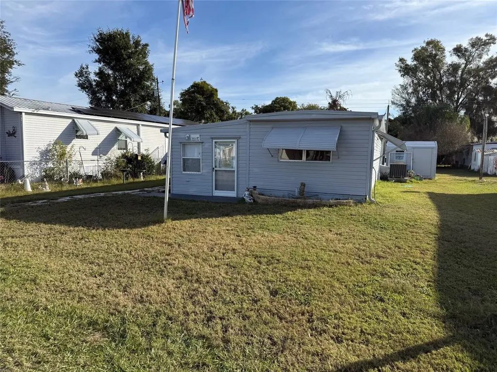 6240 Connecticut Street Zephyrhills FL 33542