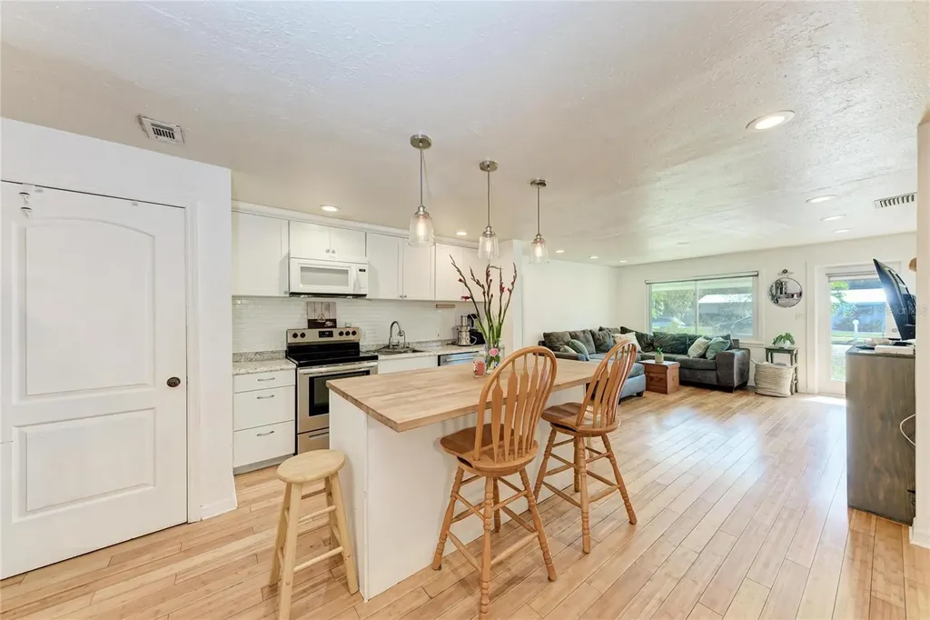 2349 Hyde Park Street Sarasota FL 34239