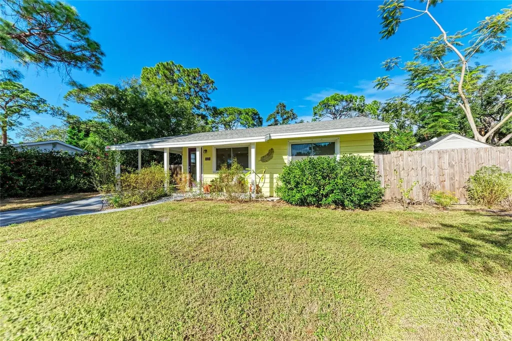 2349 Hyde Park Street Sarasota FL 34239