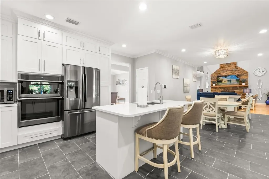 301 Magnolia Lake Longwood FL 32779