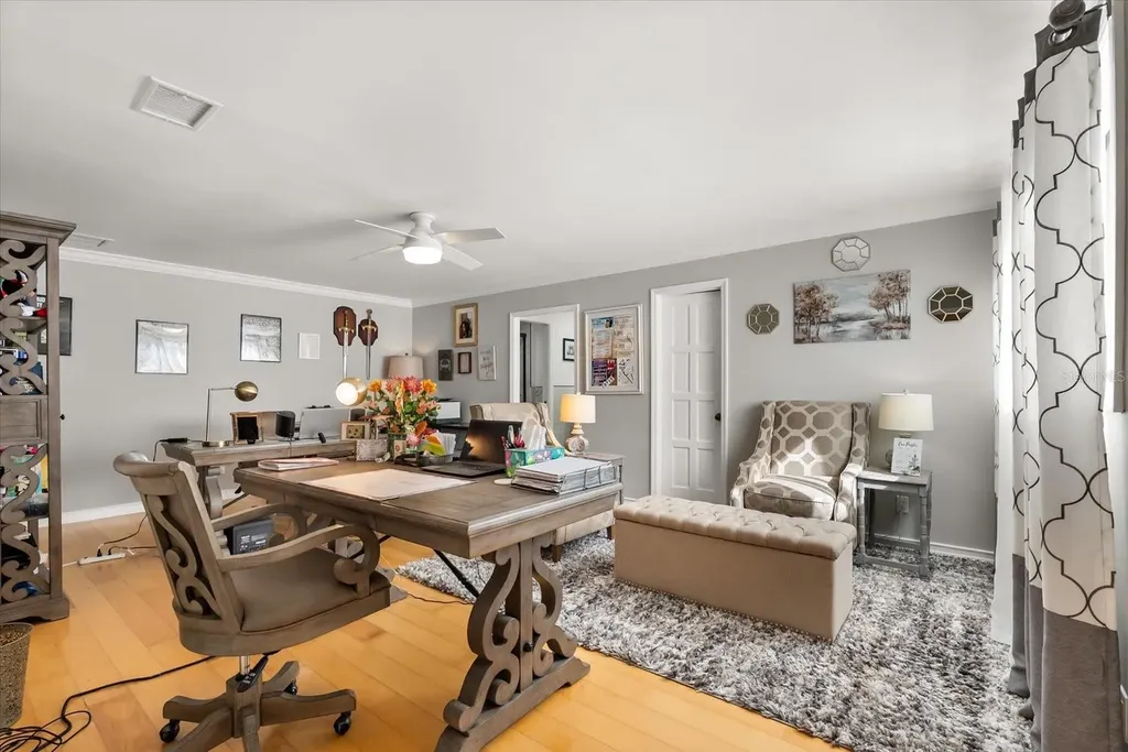 301 Magnolia Lake Longwood FL 32779