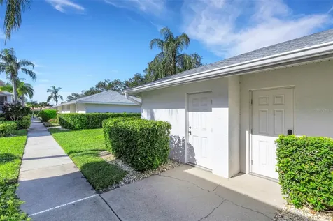6908 Drewrys Bluff Bradenton FL 34203
